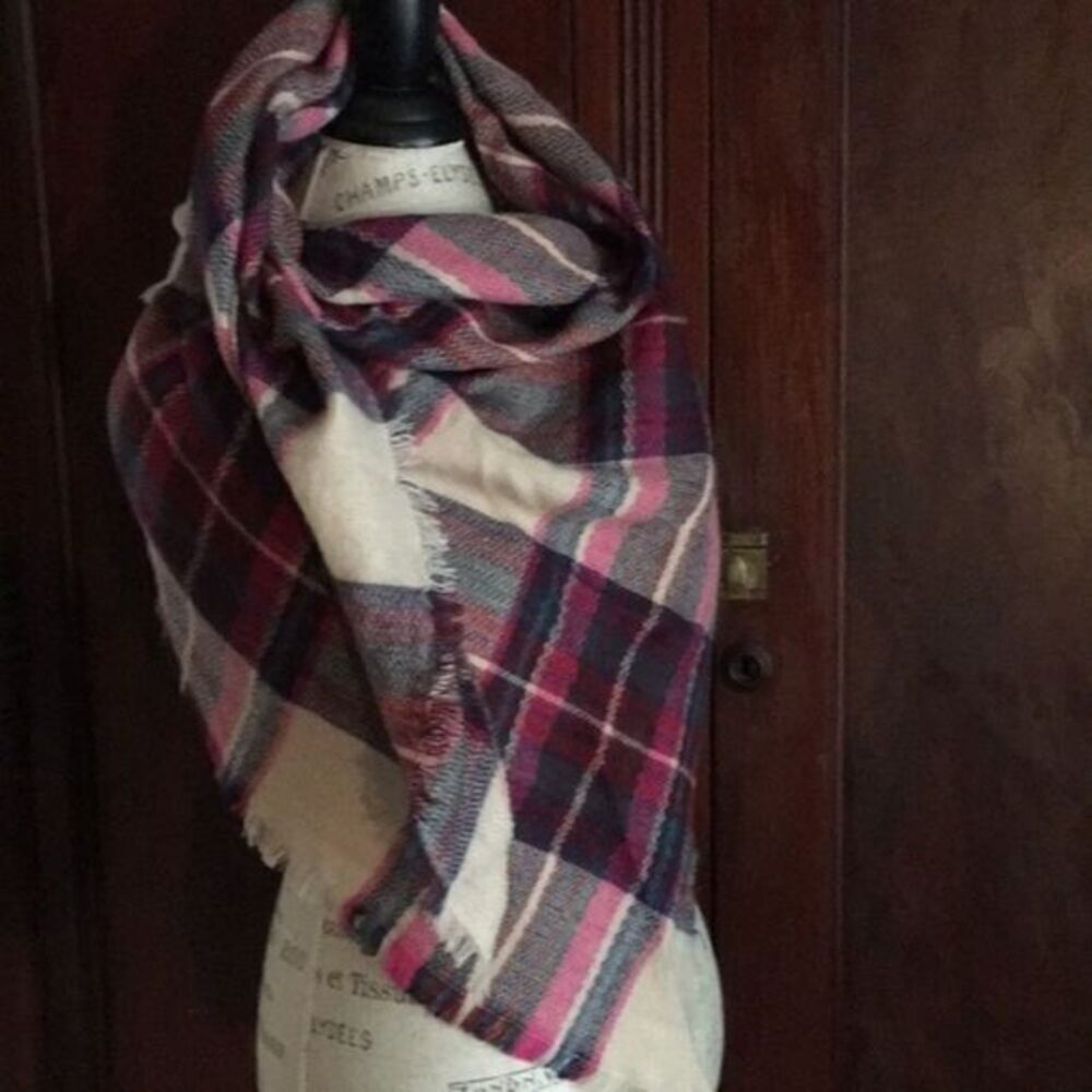 Triangle Blanket Scarf